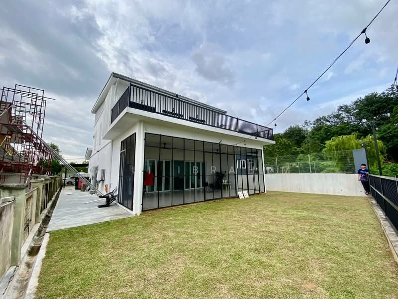 Rumah Banglo untuk Dijual di Sungai Merab (Dengkil) - Azli Ibrahim - Exterior - PropertyGuru.com.my