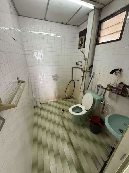 Rumah Flat untuk Dijual di Flat Taman Perling - MK Foong - PropertyGuru.com.my