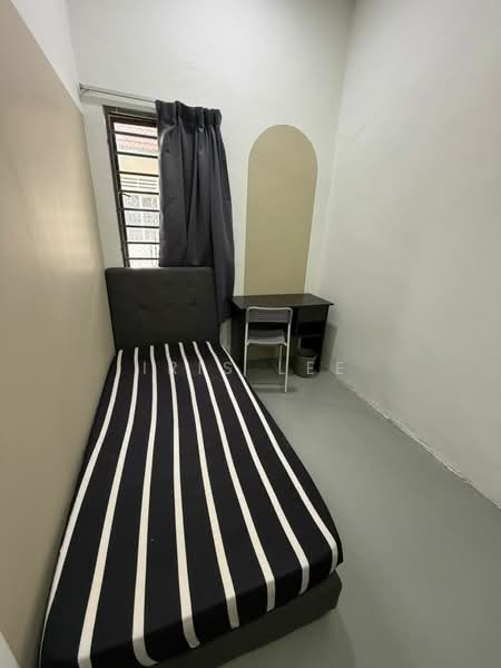 Rumah Teres 1 Tingkat untuk Disewa di Taman Miharja (Cheras) - Iris Lee - Bedroom - PropertyGuru.com.my