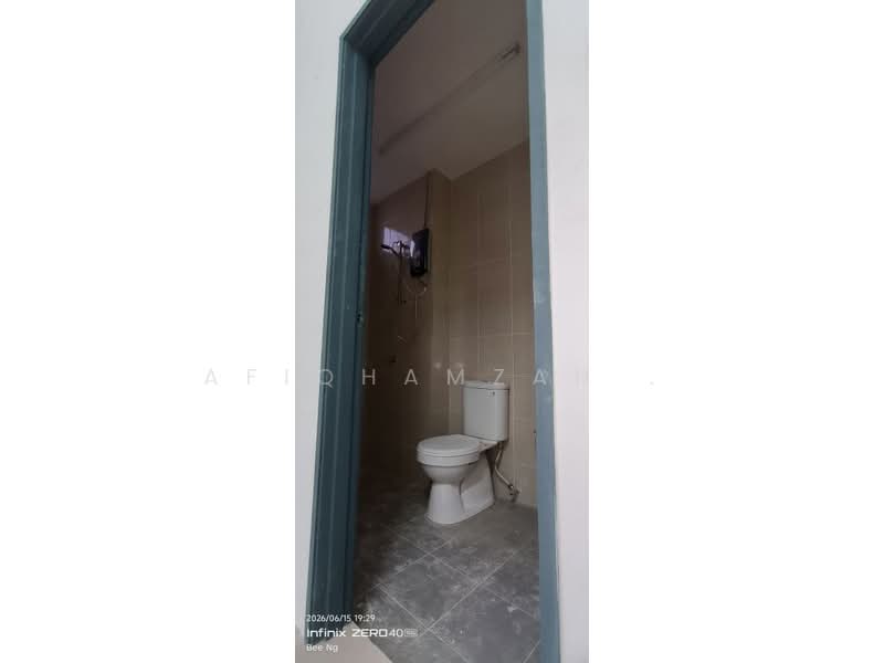 Rumah Banglo untuk Disewa di Ara Kuda (Tasek Gelugor) - AfiqHamzah . - Bathroom - PropertyGuru.com.my