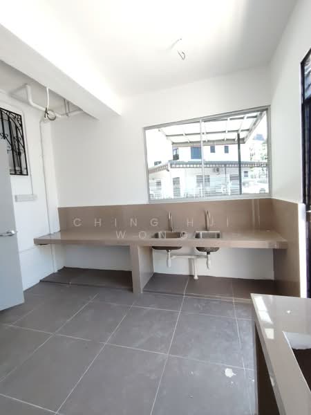 Rumah Teres 2 Tingkat untuk Disewa di Kota Kinabalu (Sabah) - Ching Hui Wong - Kitchen - PropertyGuru.com.my