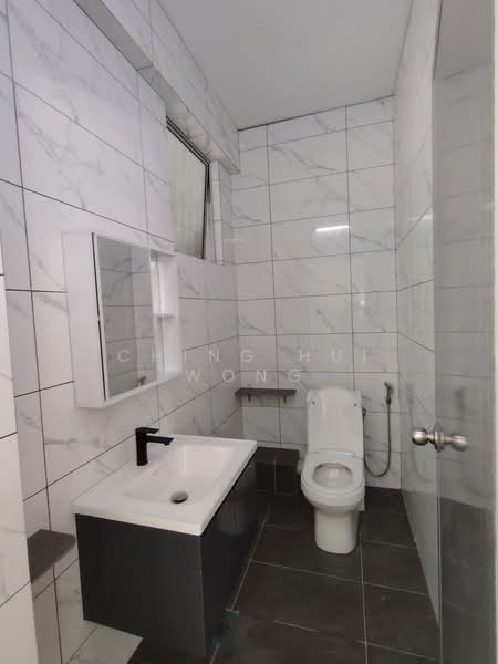 Rumah Teres 2 Tingkat untuk Disewa di Kota Kinabalu (Sabah) - Ching Hui Wong - Bathroom - PropertyGuru.com.my