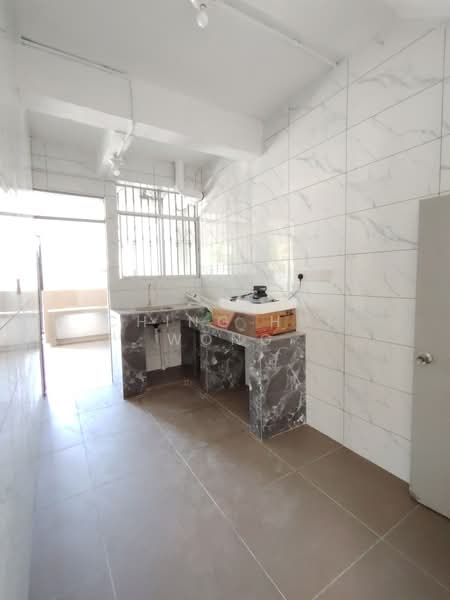 Rumah Teres 2 Tingkat untuk Disewa di Kota Kinabalu (Sabah) - Ching Hui Wong - Kitchen - PropertyGuru.com.my