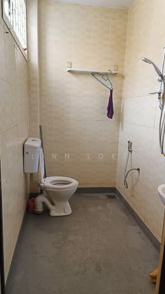 Rumah Teres 2 Tingkat untuk Dijual di Bandar Baru Permas Jaya (Permas Jaya) - Linn Loke - Bathroom - PropertyGuru.com.my