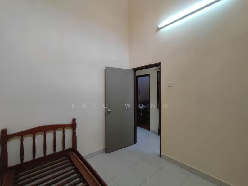 Rumah Teres 1 Tingkat untuk Disewa di Bandar Seri Alam (Masai) - Eric Wong - PropertyGuru.com.my