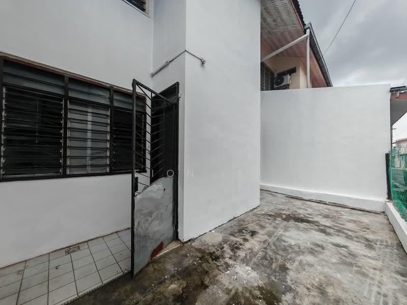 Rumah Teres 1.5 Tingkat untuk Disewa di Taman Perling (Perling) - Fion Lee - Exterior - PropertyGuru.com.my