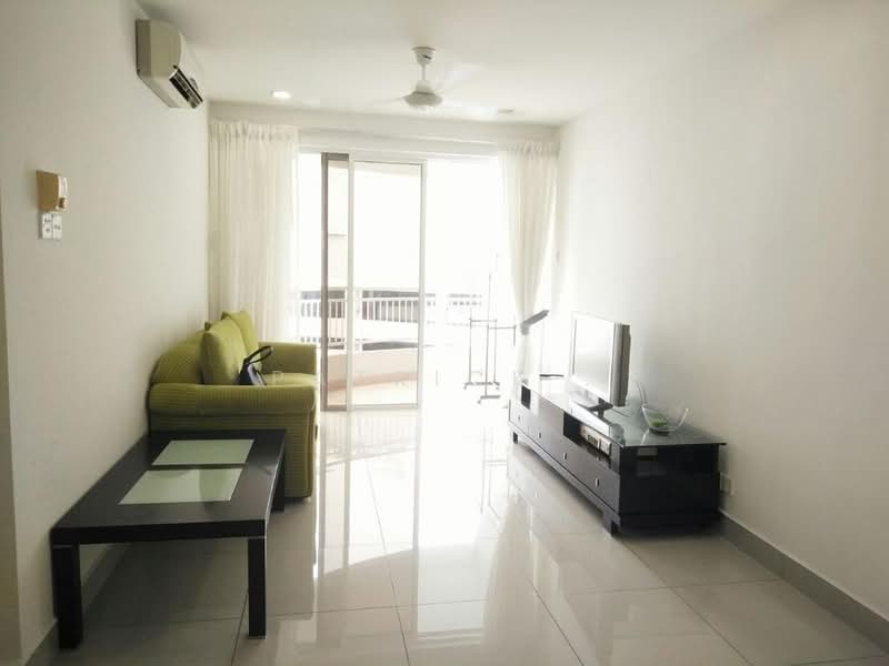 Kondominium untuk Disewa di Gurney Park Condominium - Patrick . - Living Room - PropertyGuru.com.my