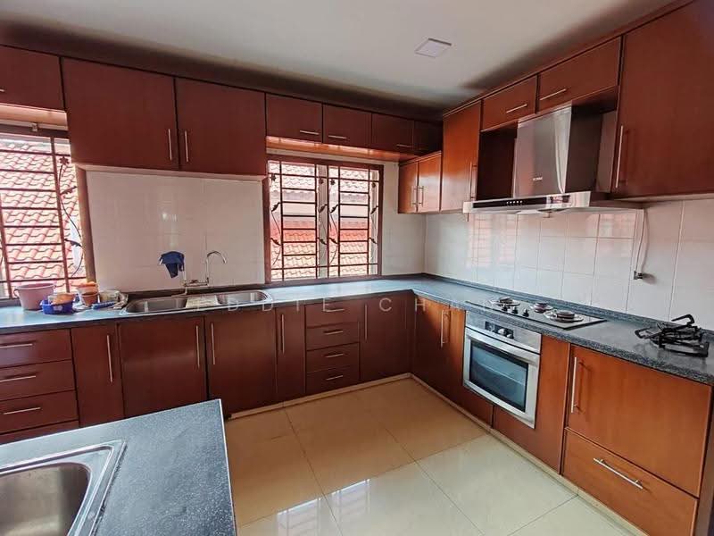 Rumah Teres 3.5-Tingkat untuk Disewa di Bukit Wangsamas (Setiawangsa) - Eddie Chan - Kitchen - PropertyGuru.com.my