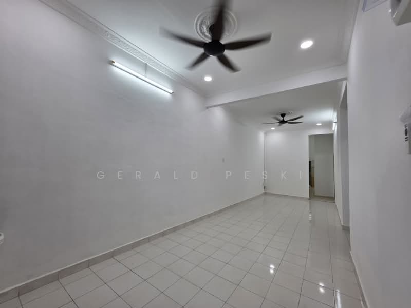 Rumah Teres 1 Tingkat untuk Dijual di Kulim (Kedah) - Gerald Peski - Living Room - PropertyGuru.com.my