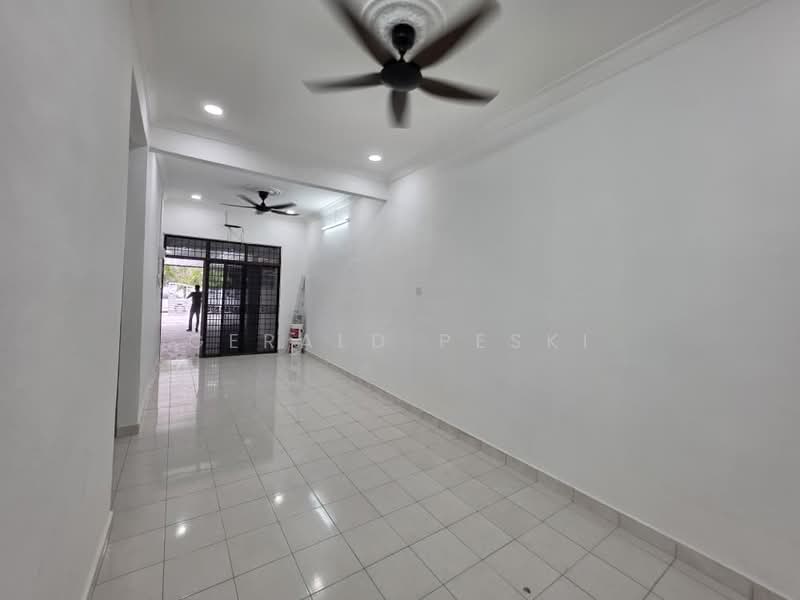 Rumah Teres 1 Tingkat untuk Dijual di Kulim (Kedah) - Gerald Peski - Living Room - PropertyGuru.com.my