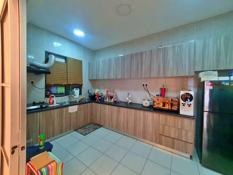 Condominium for Sale at Residensi Adelia - Aqillah Razali - Kitchen - PropertyGuru.com.my