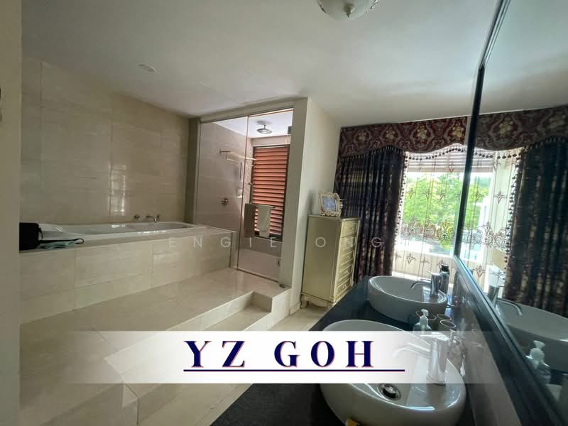 Rumah Berkembar untuk Dijual di Batu Ferringhi (Penang) - Engie Ong - Bathroom - PropertyGuru.com.my