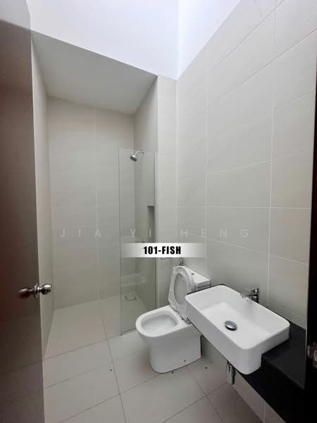 Semi-Detached House for Sale in Telok Panglima Garang (Selangor) - Fish Heng - Bathroom - PropertyGuru.com.my