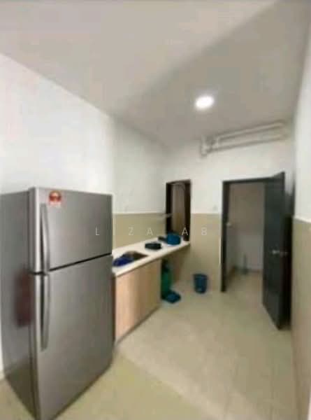 Kondominium untuk Dijual di Sanderling Lakefront - Liza AB - Kitchen - PropertyGuru.com.my