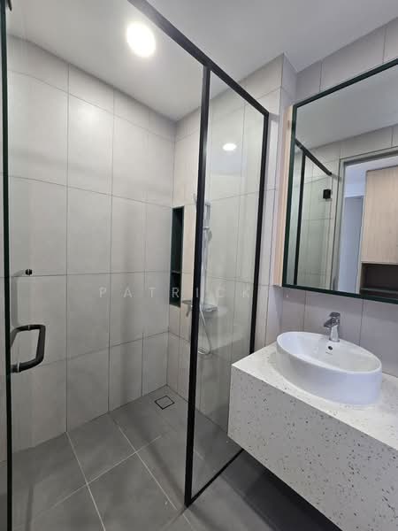 Service Residence for Sale at The Meg Serviced Residence - Patrick . - Bathroom - PropertyGuru.com.my