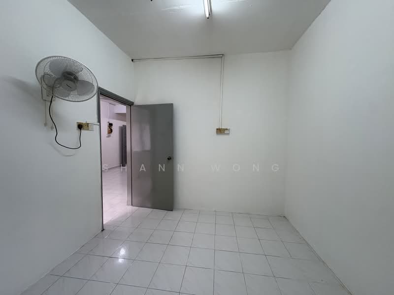 Flat for Sale at Lembah Maju Flat (RP1 RP2 RP3 RP4) - Shann Wong - Interior - PropertyGuru.com.my