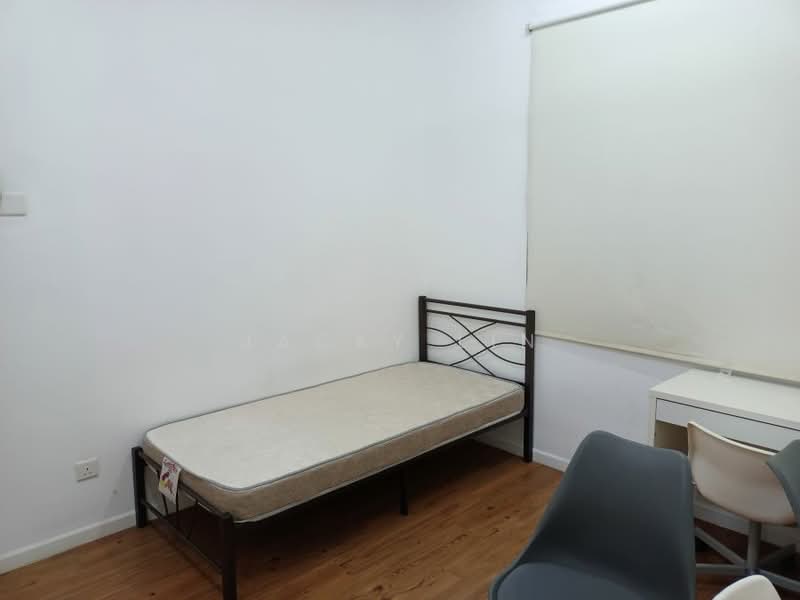 Servis Apartment untuk Disewa di Utropolis Suites 1 - Jacky Lin - Bedroom - PropertyGuru.com.my