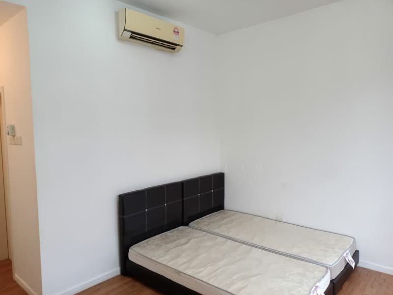 Servis Apartment untuk Disewa di Utropolis Suites 1 - Jacky Lin - Bedroom - PropertyGuru.com.my