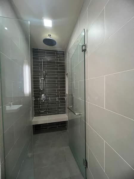 Servis Apartment untuk Dijual di Laman Ceylon - Sally Yap - Bathroom - PropertyGuru.com.my