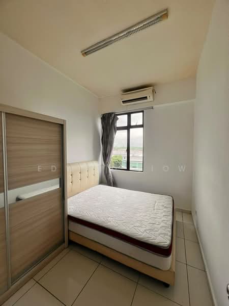 Servis Apartment untuk Dijual di Sky Gardens Residences - Edward Siow - Bedroom - PropertyGuru.com.my