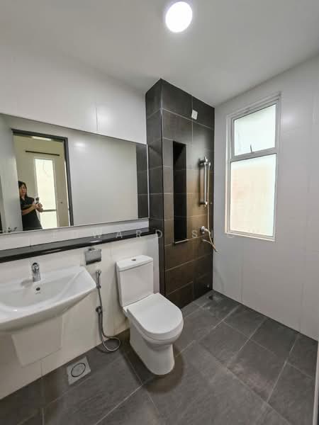 Bungalow House untuk Disewa di Tebrau (Johor) - Edward Siow - Bathroom - PropertyGuru.com.my