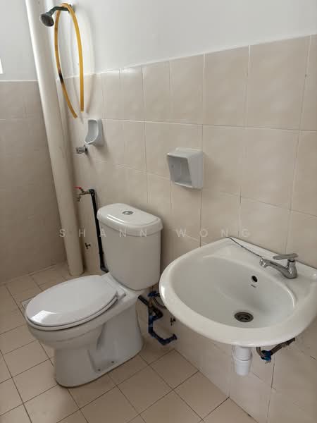 Kondominium untuk Disewa di Sentul Utama Condominium - Shann Wong - Bathroom - PropertyGuru.com.my