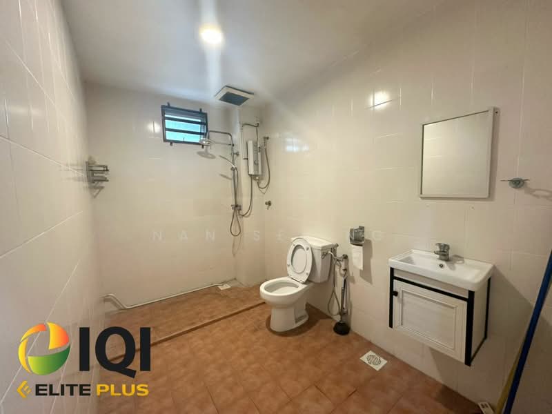 Rumah Teres 2 Tingkat untuk Dijual di Taman Permai Jaya (Bukit Mertajam) - Nan See Ng - Bathroom - PropertyGuru.com.my