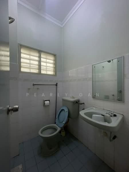 2-storey Terraced House for Sale in Usj 5 (Subang Jaya) - Pearly Gan - Bathroom - PropertyGuru.com.my