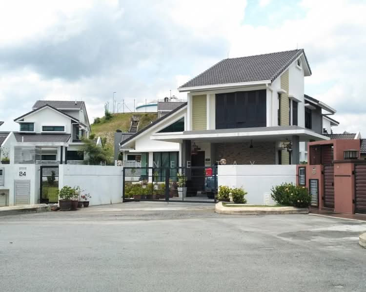 Rumah Banglo untuk Dijual di Puncak Bestari (Puncak Alam) - Hannee Tay - Exterior - PropertyGuru.com.my