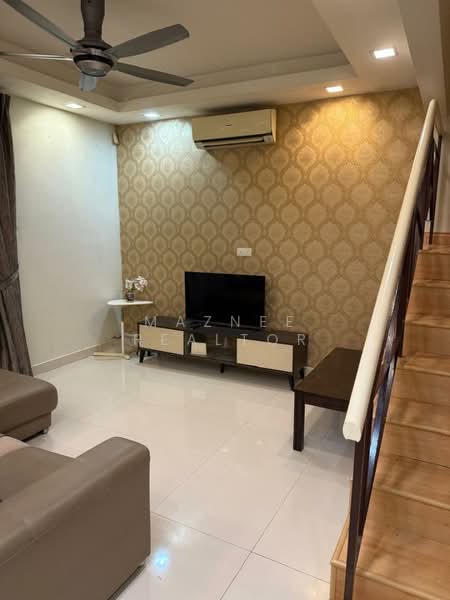 Rumah Teres 2.5 Tingkat untuk Disewa di Presint 16 (Putrajaya) - Maznee Realtor - Living Room - PropertyGuru.com.my