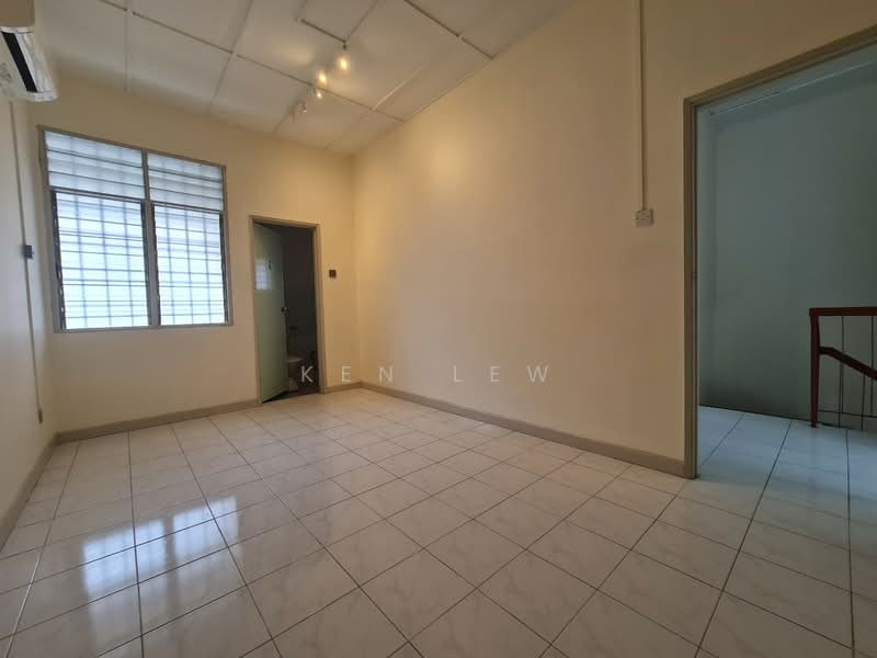 Rumah Teres 2 Tingkat untuk Disewa di Sungai Long (Bandar Sungai Long) - Ken Lew - Interior - PropertyGuru.com.my