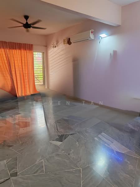 2-storey Terraced House for Sale in Bandar Utama 3 (Bandar Utama) - Elven Tan - Living Room - PropertyGuru.com.my