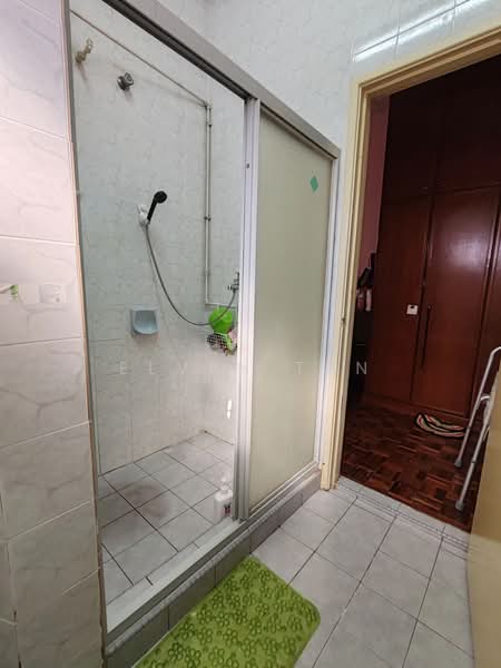2-storey Terraced House for Sale in Bandar Utama 3 (Bandar Utama) - Elven Tan - Bathroom - PropertyGuru.com.my