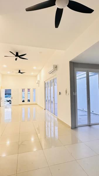 Semi-Detached House for Sale in Taman Ungku Tun Aminah (Skudai) - Cavin Sim - Living Room - PropertyGuru.com.my