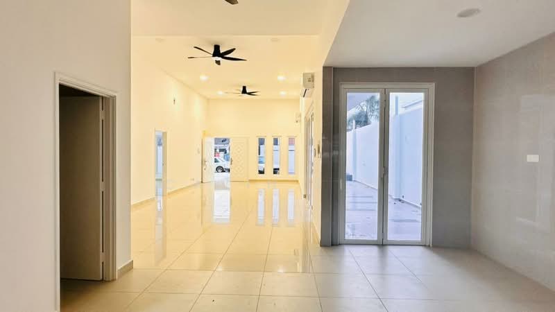 Semi-Detached House for Sale in Taman Ungku Tun Aminah (Skudai) - Cavin Sim - Interior - PropertyGuru.com.my