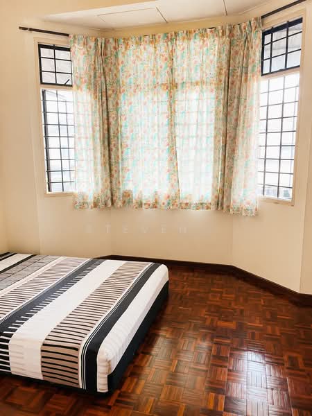 Rumah Teres 2 Tingkat untuk Dijual di Taman Gunung View (Ipoh) - Steven . - Bedroom - PropertyGuru.com.my