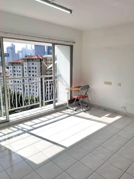 Pangsapuri untuk Dijual di Plaza 393 - Kenny Lai - Balcony - PropertyGuru.com.my