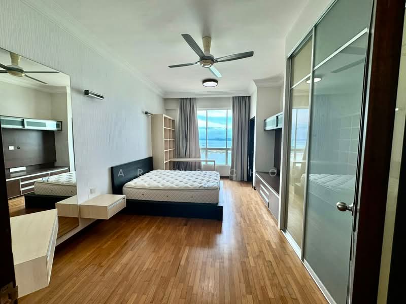 Condominium for Rent at Gurney Beach Resort - Marcus Choo - Bedroom - PropertyGuru.com.my