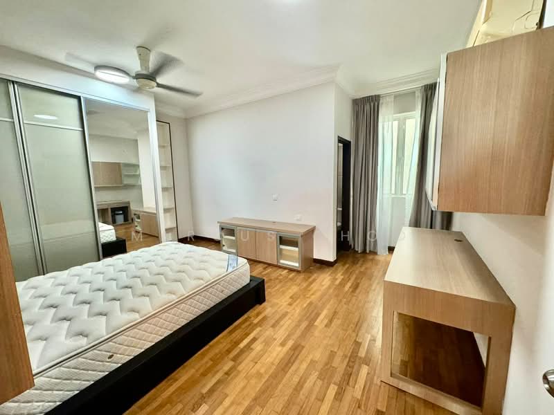 Condominium for Rent at Gurney Beach Resort - Marcus Choo - Bedroom - PropertyGuru.com.my
