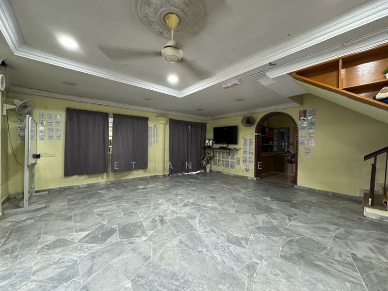 Rumah Teres 2 Tingkat untuk Dijual di Kota Damansara (Selangor) - Ethan Swe - Living Room - PropertyGuru.com.my