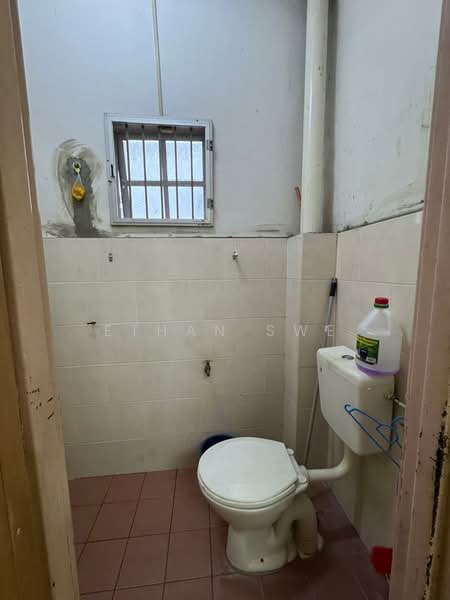 Rumah Teres 2 Tingkat untuk Dijual di Kota Damansara (Selangor) - Ethan Swe - Bathroom - PropertyGuru.com.my