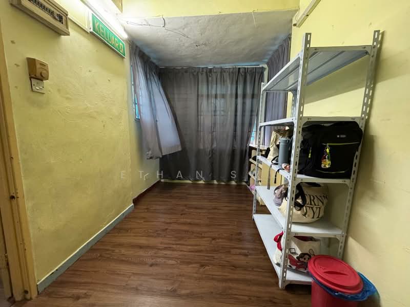 Rumah Teres 2 Tingkat untuk Dijual di Kota Damansara (Selangor) - Ethan Swe - Corridor - PropertyGuru.com.my