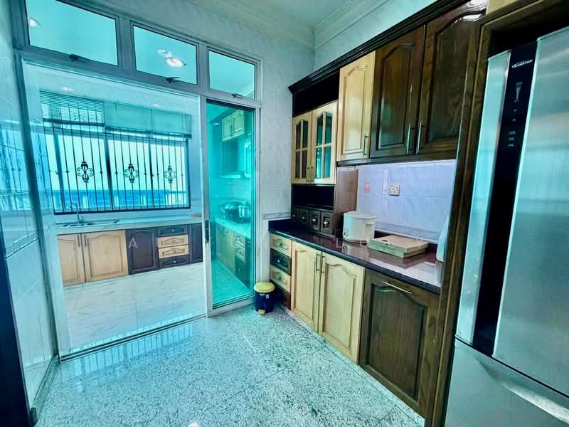 Rumah Berkembar untuk Dijual di Taman Sutera (Johor Bahru) - Au Yong Lucy - Kitchen - PropertyGuru.com.my