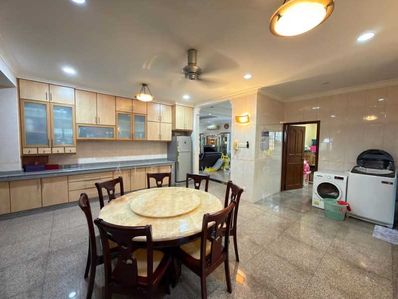 Bungalow for Rent in Ampang (Selangor) - Alex Wong - Kitchen - PropertyGuru.com.my