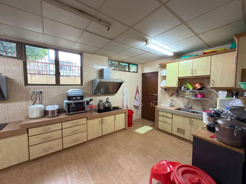 Bungalow for Rent in Ampang (Selangor) - Alex Wong - Kitchen - PropertyGuru.com.my