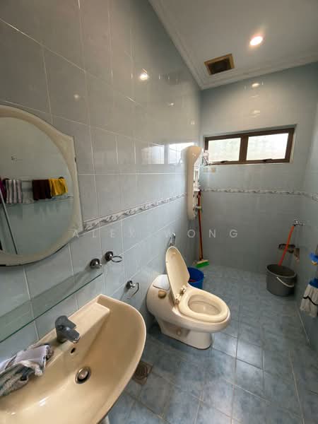 Bungalow for Rent in Ampang (Selangor) - Alex Wong - Bathroom - PropertyGuru.com.my
