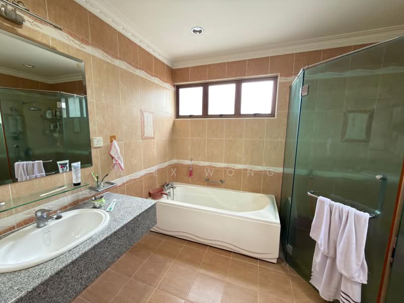 Bungalow for Rent in Ampang (Selangor) - Alex Wong - Bathroom - PropertyGuru.com.my