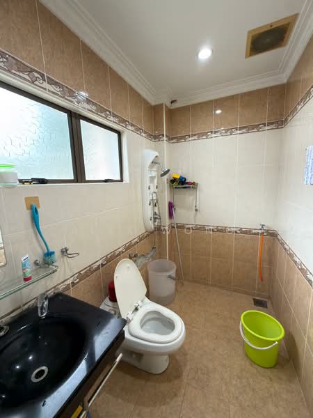 Bungalow for Rent in Ampang (Selangor) - Alex Wong - Bathroom - PropertyGuru.com.my