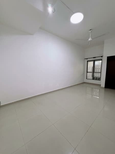 Rumah Berkembar untuk Dijual di Sutera Damansara (Damansara Damai) - Sha . - Interior - PropertyGuru.com.my