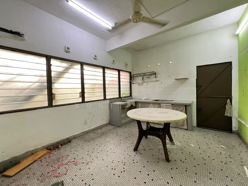 Rumah Teres 2 Tingkat untuk Disewa di Air Hitam (Penang) - Yonii Tan - Kitchen - PropertyGuru.com.my